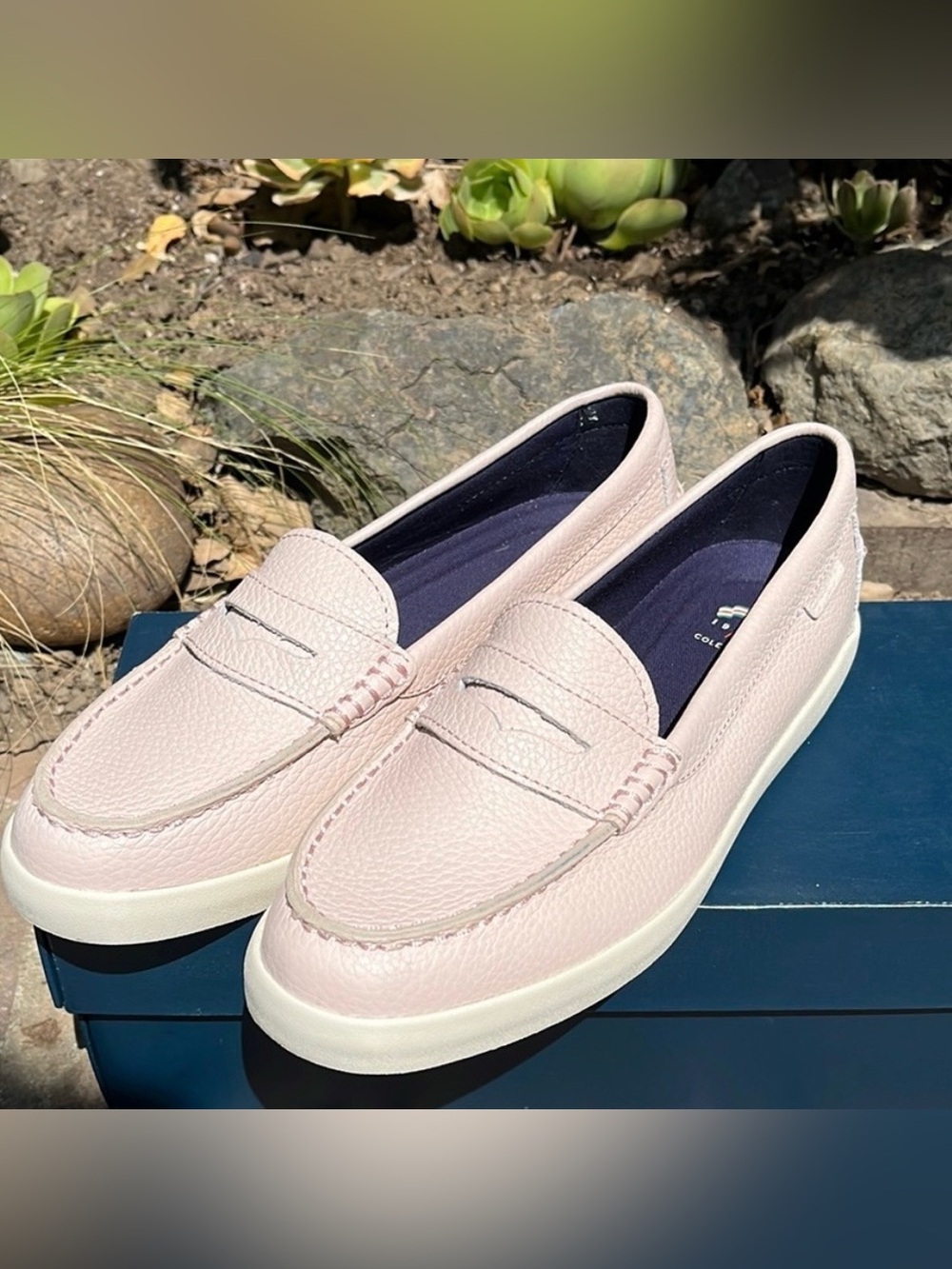 Cole Haan Nantucket II Leather Loafer Blush Size 8.5 B NWOT